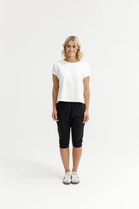 HOME - LEE_3/4 APARTMENT PANT BLACK WITH WHITE PRINT _ 3/4 APARTMENT PANT BLACK WITH WHITE PRINT _ Ebony Boutique NZ