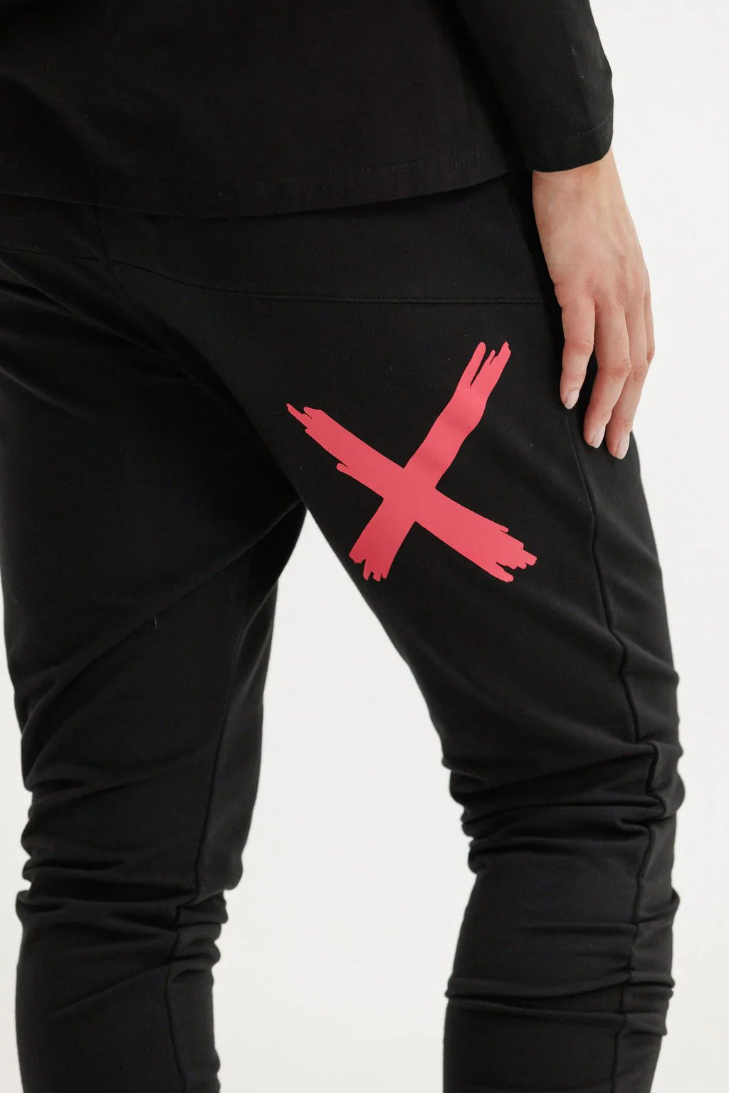 ALPINE APARTMENT PANTS BLACK WITH CORAL X_by_HOME LEE_women's_in_New Zealand_ ALPINE APARTMENT PANTS BLACK WITH CORAL X _