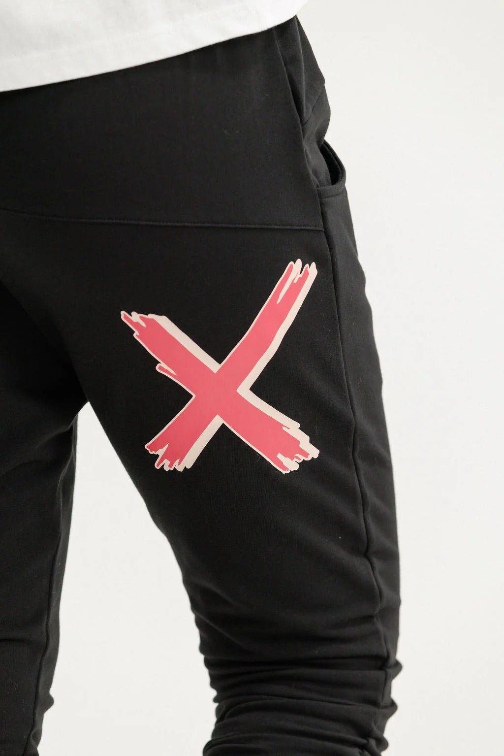 ALPINE APARTMENT PANTS BLACK WITH CORAL X_by_HOME LEE_women's_in_New Zealand_ ALPINE APARTMENT PANTS BLACK WITH CORAL X _
