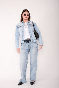 HOME - LEE_CLASSIC DENIM JACKET SNOW WASH _ CLASSIC DENIM JACKET SNOW WASH _ Ebony Boutique NZ