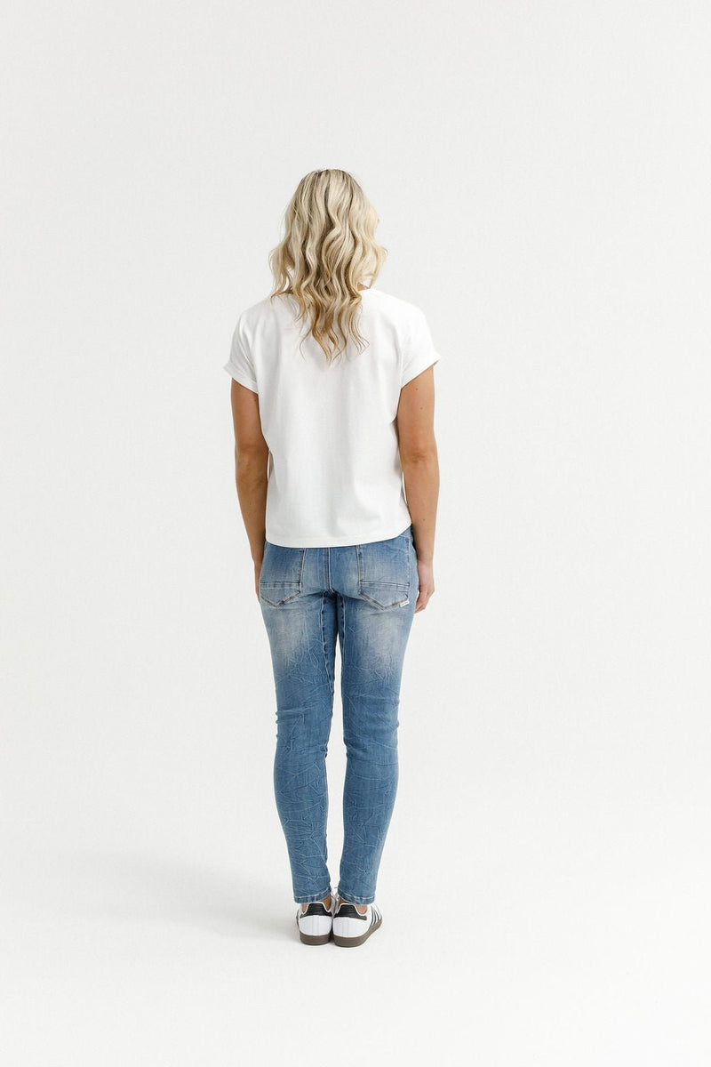 HOME - LEE_DAILY JEANS BLUE WASH _ DAILY JEANS BLUE WASH _ Ebony Boutique NZ