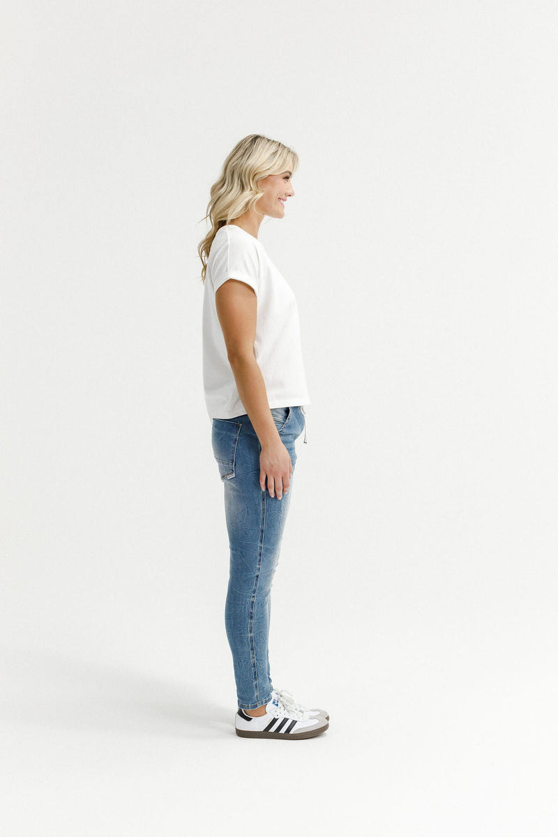 HOME - LEE_DAILY JEANS BLUE WASH _ DAILY JEANS BLUE WASH _ Ebony Boutique NZ