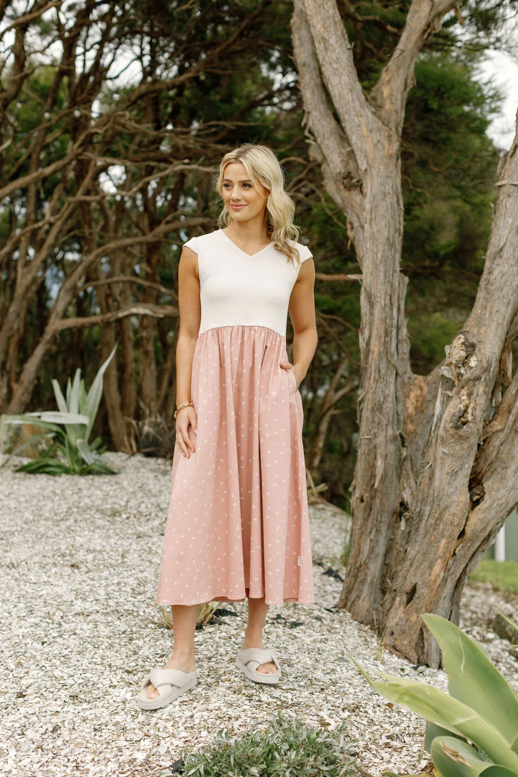 HOME LEE_GIANNA DRESS CREAMY BLOSSOM BOWS _ GIANNA DRESS CREAMY BLOSSOM BOWS _ Ebony Boutique NZ