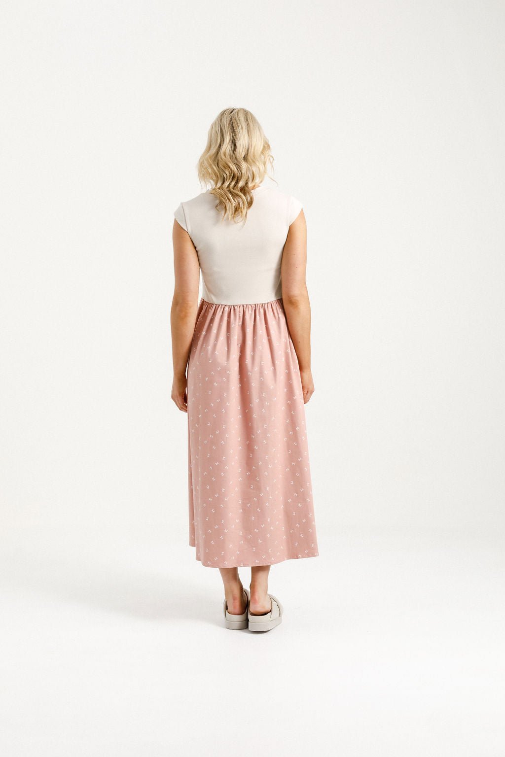HOME LEE_GIANNA DRESS CREAMY BLOSSOM BOWS _ GIANNA DRESS CREAMY BLOSSOM BOWS _ Ebony Boutique NZ