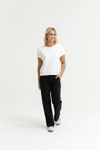 HOME LEE_JENNIFER JEANS JET BLACK _ JENNIFER JEANS JET BLACK _ Ebony Boutique NZ