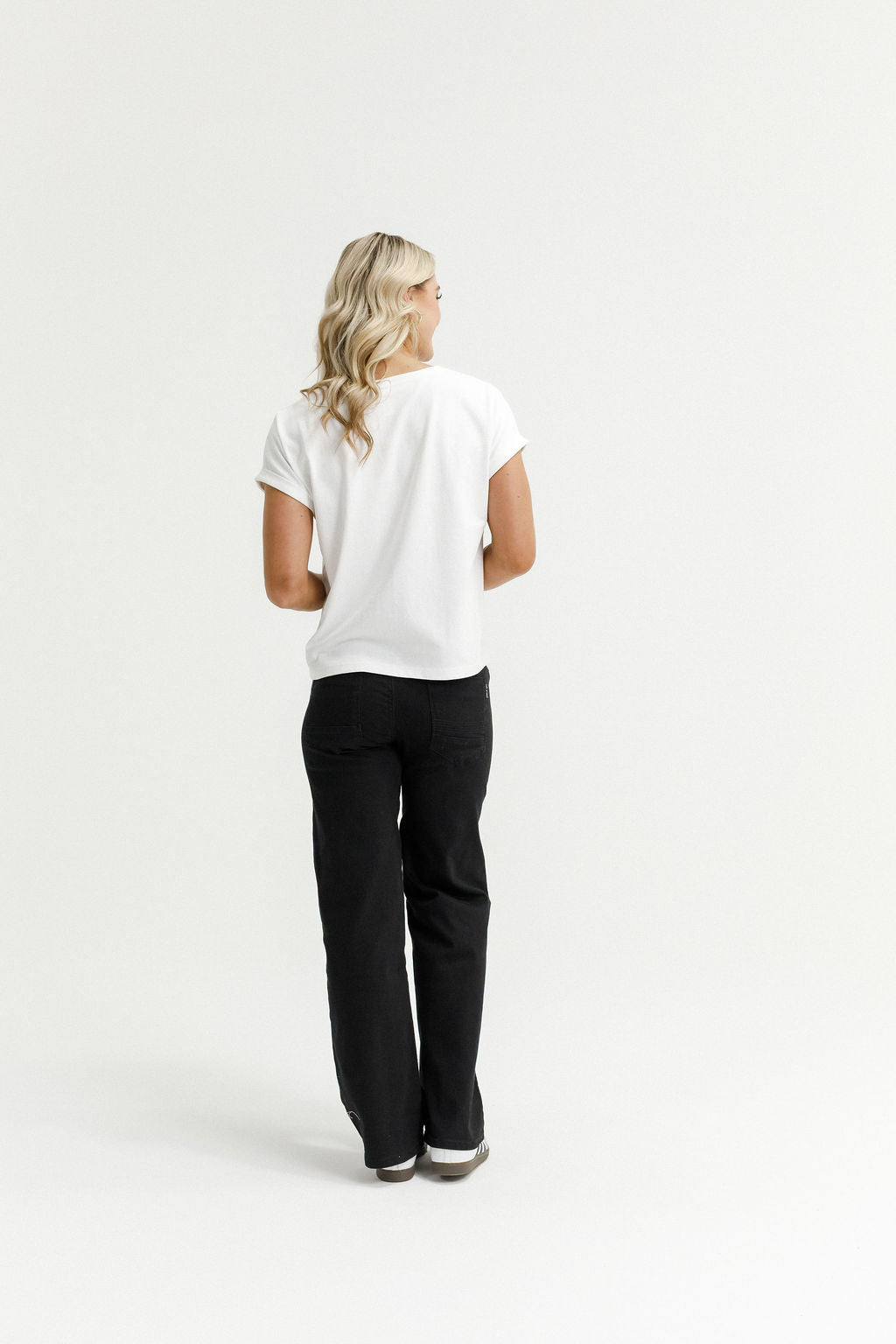 HOME LEE_JENNIFER JEANS JET BLACK _ JENNIFER JEANS JET BLACK _ Ebony Boutique NZ