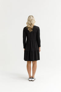 HOME - LEE_LONG SLEEVE KYLIE DRESS - BLACK _ LONG SLEEVE KYLIE DRESS - BLACK _ Ebony Boutique NZ