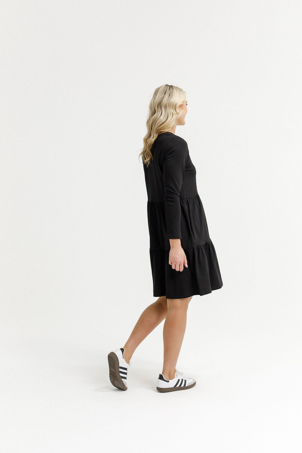 HOME - LEE_LONG SLEEVE KYLIE DRESS - BLACK _ LONG SLEEVE KYLIE DRESS - BLACK _ Ebony Boutique NZ