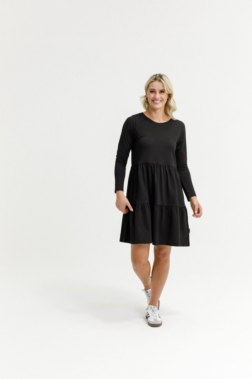 HOME - LEE_LONG SLEEVE KYLIE DRESS - BLACK _ LONG SLEEVE KYLIE DRESS - BLACK _ Ebony Boutique NZ