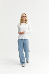 HOME LEE_TAYLOR TEE LONG SLEEVE WHITE _ TAYLOR TEE LONG SLEEVE WHITE _ Ebony Boutique NZ