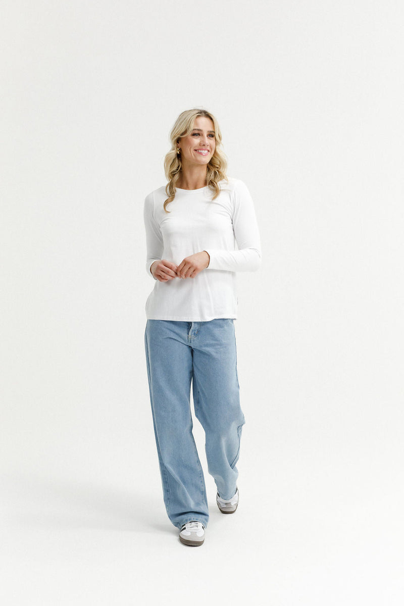 HOME LEE_TAYLOR TEE LONG SLEEVE WHITE _ TAYLOR TEE LONG SLEEVE WHITE _ Ebony Boutique NZ