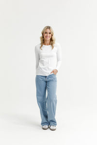 HOME LEE_TAYLOR TEE LONG SLEEVE WHITE _ TAYLOR TEE LONG SLEEVE WHITE _ Ebony Boutique NZ