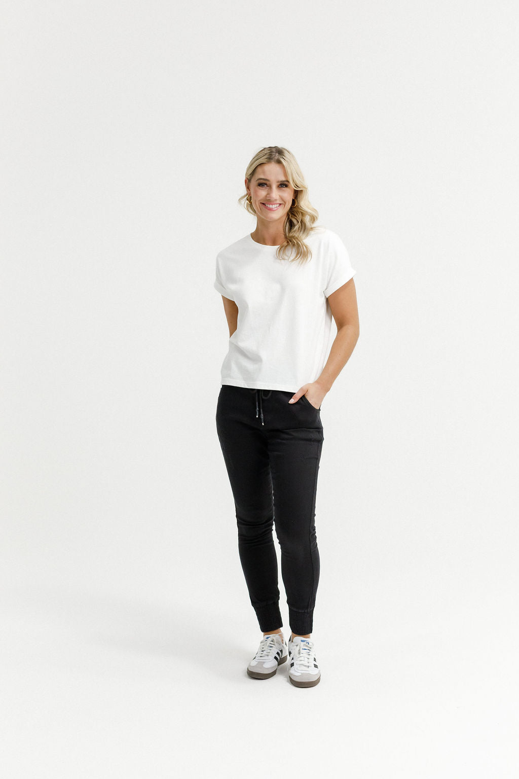HOME - LEE_WEEKENDER JEANS JET BLACK _ WEEKENDER JEANS JET BLACK _ Ebony Boutique NZ