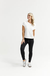 HOME - LEE_WEEKENDER JEANS JET BLACK _ WEEKENDER JEANS JET BLACK _ Ebony Boutique NZ