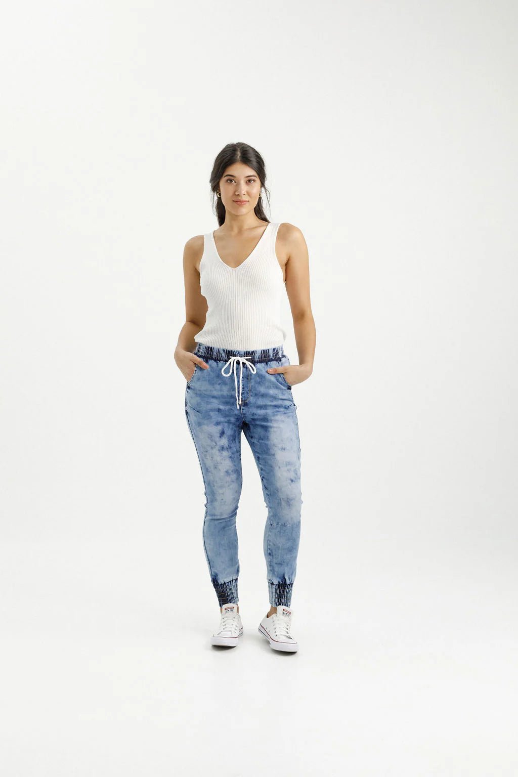 HOME - LEE_WEEKENDER JEANS SNOW _ WEEKENDER JEANS SNOW _ Ebony Boutique NZ