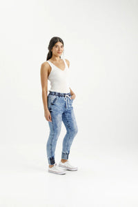 HOME - LEE_WEEKENDER JEANS SNOW _ WEEKENDER JEANS SNOW _ Ebony Boutique NZ