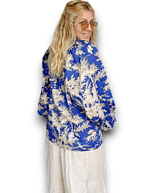 IDA IVY_IDA IVY POUF SLEEVE TUNIC PALM PORCELAIN BLUE _ IDA IVY POUF SLEEVE TUNIC PALM PORCELAIN BLUE _ Ebony Boutique NZ