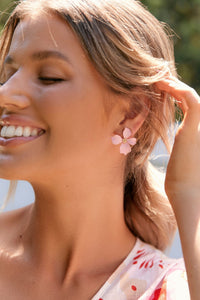 RESIN ORCHID FLOWER EARRINGS BEIGE