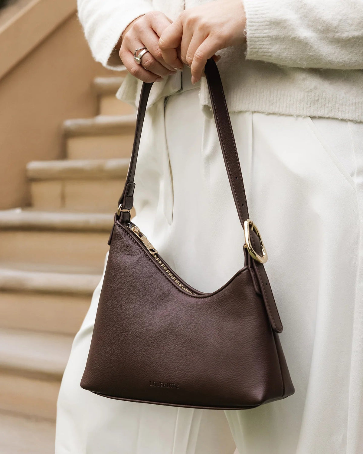 LOUENHIDE_AMELIA SHOULDER BAG CHOCOLATE _ AMELIA SHOULDER BAG CHOCOLATE _ Ebony Boutique NZ