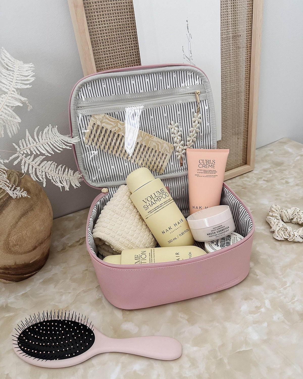 BABY HEPBURN COSMETIC CASE PINK_by_LOUENHIDE_women's_in_New Zealand_ BABY HEPBURN COSMETIC CASE PINK _