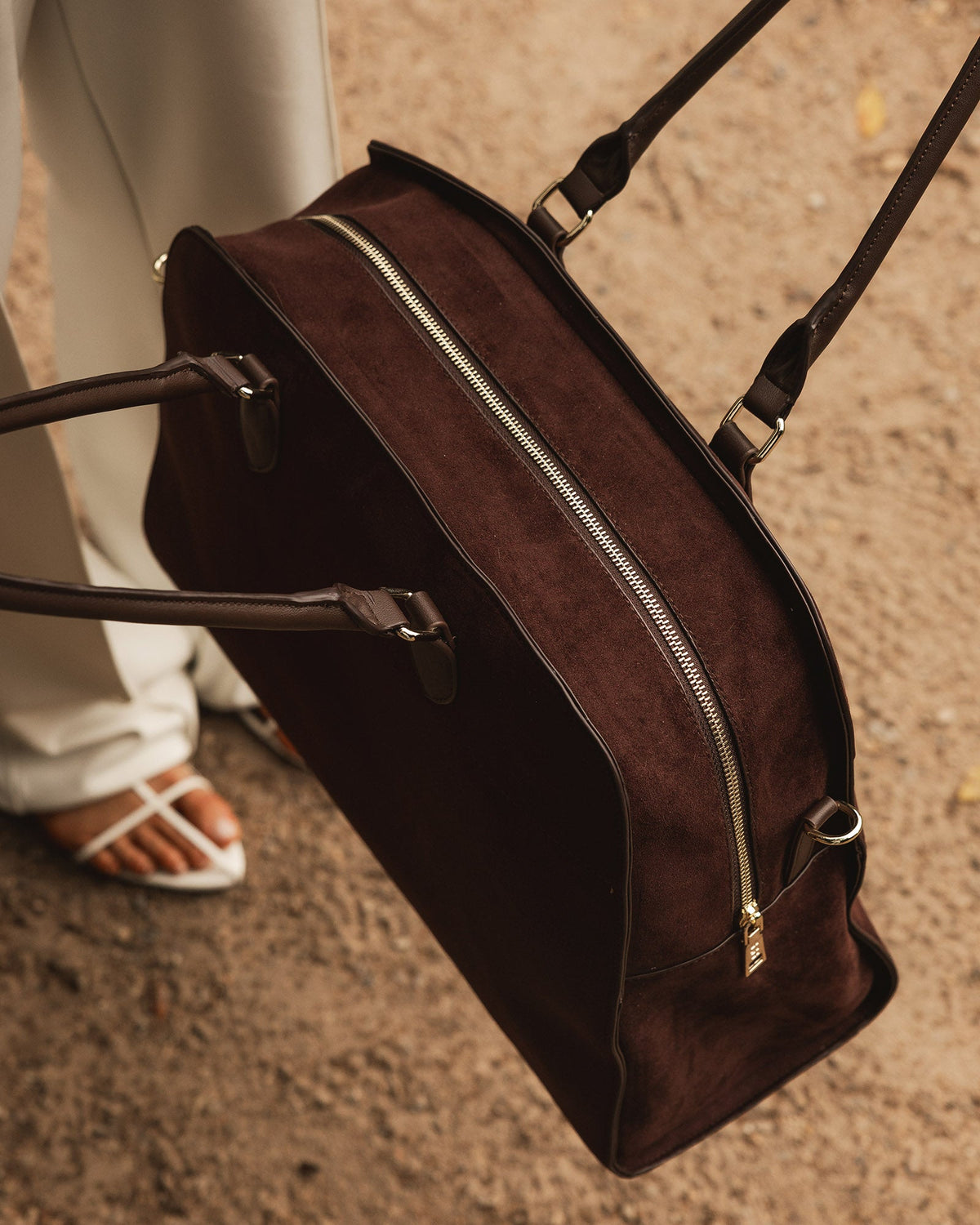 LOUENHIDE_BLAIRE TOTE BAG CHOCOLATE SUEDETTE _ BLAIRE TOTE BAG CHOCOLATE SUEDETTE _ Ebony Boutique NZ