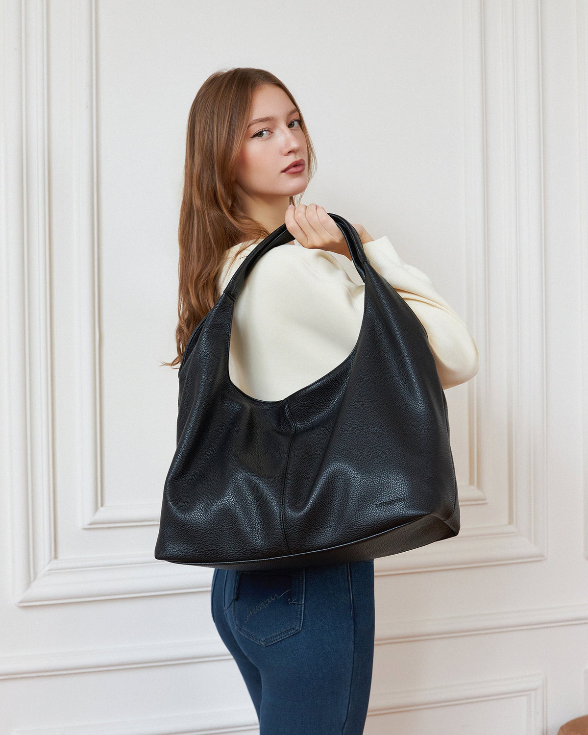 DAKOTA SHOULDER BAG BLACK_by_LOUENHIDE_women's_in_New Zealand_ DAKOTA SHOULDER BAG BLACK _