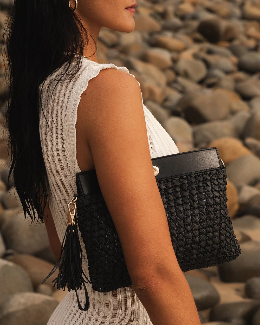 LOUENHIDE_FERN RAFFIA CLUTCH BLACK _ FERN RAFFIA CLUTCH BLACK _ Ebony Boutique NZ