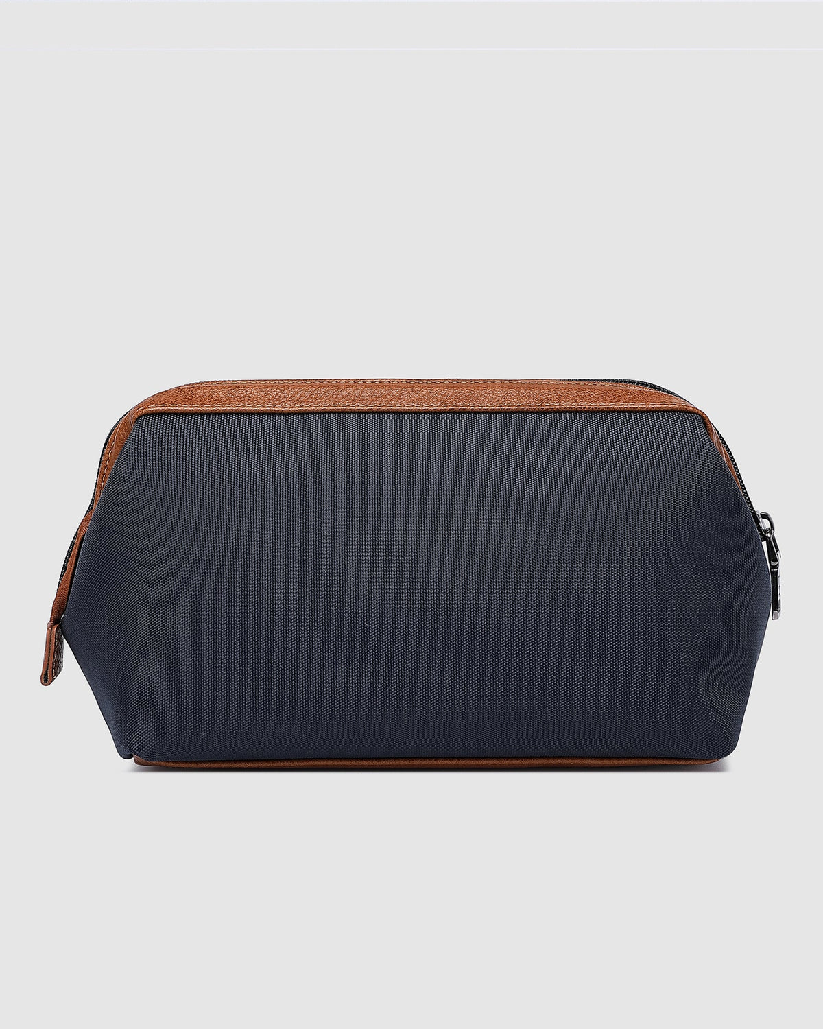 LOUENHIDE_GILBERT MENS TOILETRY BAG NYLON NAVY _ GILBERT MENS TOILETRY BAG NYLON NAVY _ Ebony Boutique NZ