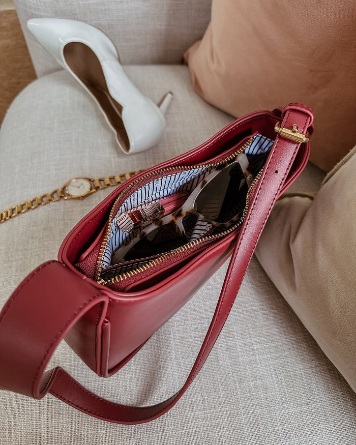 LOUENHIDE_IVY SHOULDER BAG CHERRY _ IVY SHOULDER BAG CHERRY _ Ebony Boutique NZ