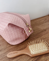 LOUENHIDE_LUCINDA WOVEN COSMETIC CASE PINK _ LUCINDA WOVEN COSMETIC CASE PINK _ Ebony Boutique NZ