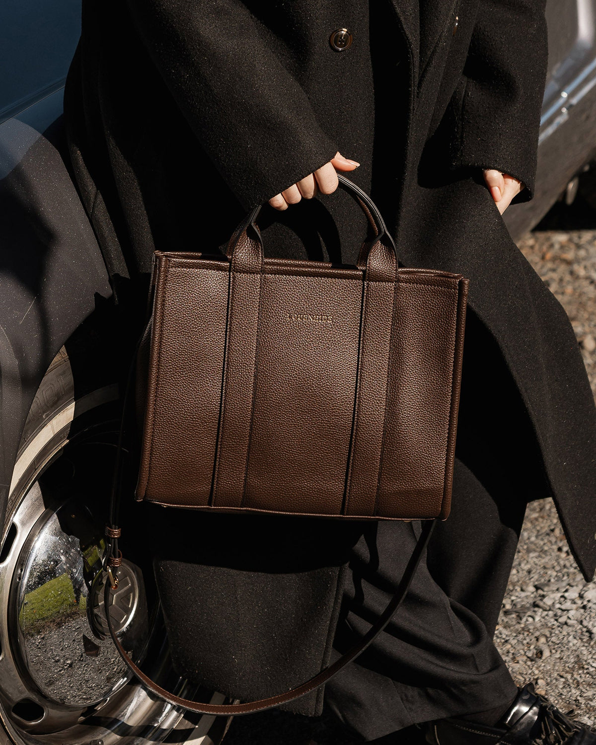 LOUENHIDE_MANHATTAN TOTE BAG CHOCOLATE _ MANHATTAN TOTE BAG CHOCOLATE _ Ebony Boutique NZ