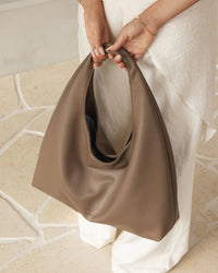 LOUENHIDE_MONACO SHOULDER BAG MOCHA _ MONACO SHOULDER BAG MOCHA _ Ebony Boutique NZ