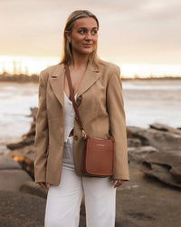 LOUENHIDE_PARKER LOGO PHONE BAG TAN _ PARKER LOGO PHONE BAG TAN _ Ebony Boutique NZ