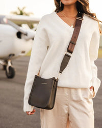 LOUENHIDE_PARKER PHONE CROSSBODY BAG CHOCOLATE _ PARKER PHONE CROSSBODY BAG CHOCOLATE _ Ebony Boutique NZ