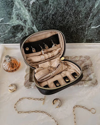 LOUENHIDE_RITA JEWELLERY CASE BLACK _ RITA JEWELLERY CASE BLACK _ Ebony Boutique NZ