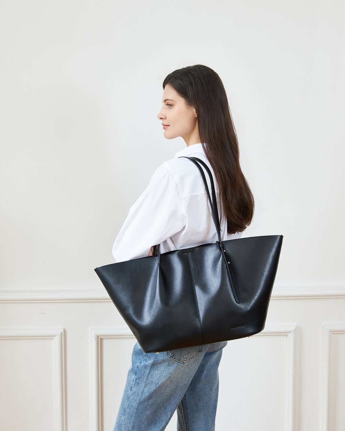 SAWYER TOTE BAG BLACK_by_LOUENHIDE_women's_in_New Zealand_ SAWYER TOTE BAG BLACK _