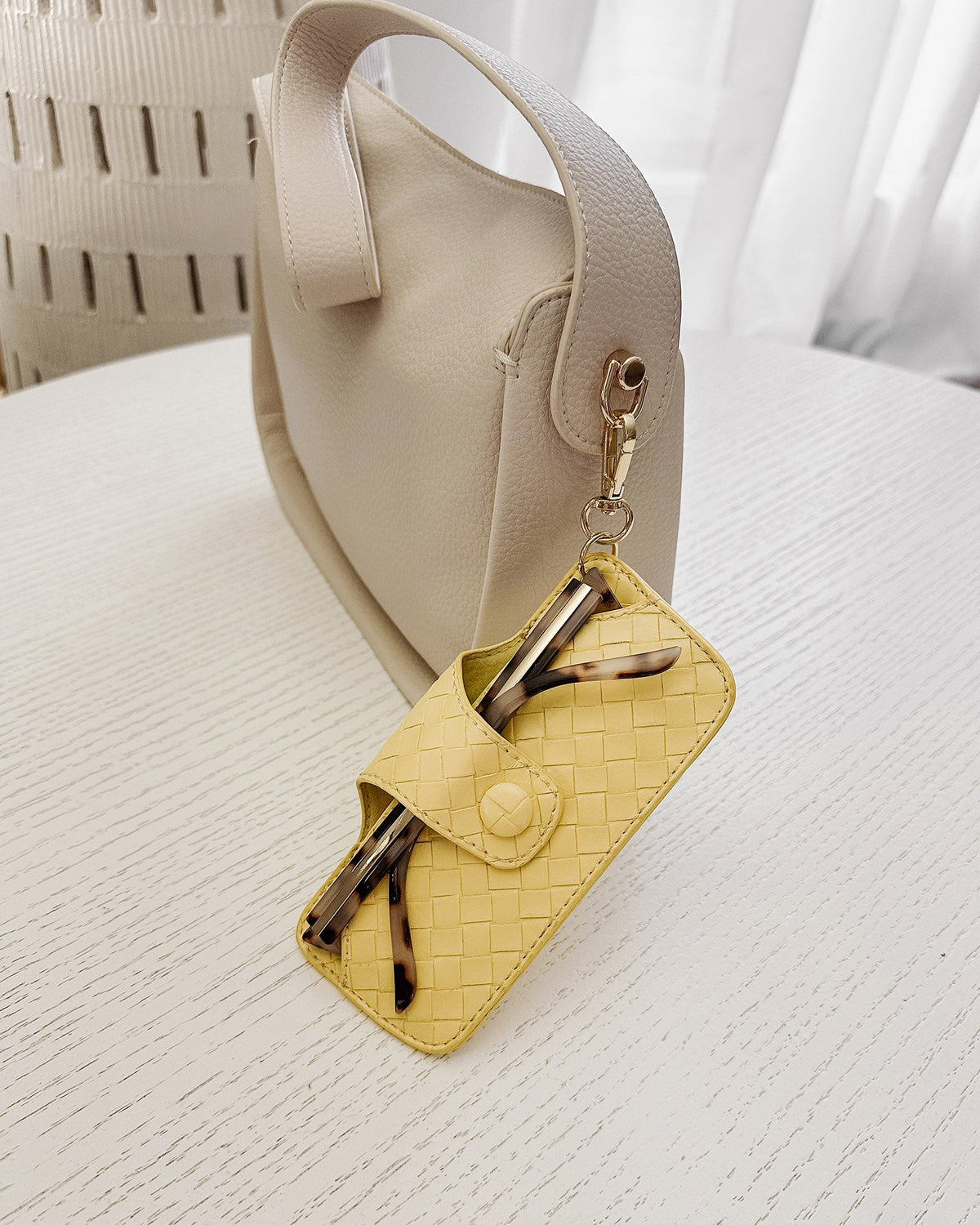 LOUENHIDE_SKITTLE SUNGLASS CASE WOVEN BUTTER _ SKITTLE SUNGLASS CASE WOVEN BUTTER _ Ebony Boutique NZ