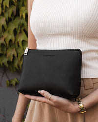 LOUENHIDE_THE EVERYDAY POUCH BLACK _ THE EVERYDAY POUCH BLACK _ Ebony Boutique NZ
