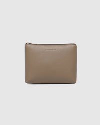 LOUENHIDE_THE EVERYDAY POUCH MOCHA _ THE EVERYDAY POUCH MOCHA _ Ebony Boutique NZ
