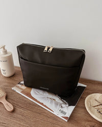 LOUENHIDE_VANESSA COSMETIC BAG BLACK _ VANESSA COSMETIC BAG BLACK _ Ebony Boutique NZ