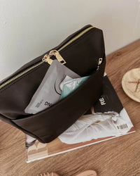 LOUENHIDE_VANESSA COSMETIC BAG BLACK _ VANESSA COSMETIC BAG BLACK _ Ebony Boutique NZ