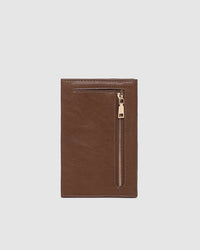 VENICE PASSPORT HOLDER COGNAC_by_LOUENHIDE_women's_in_New Zealand_ VENICE PASSPORT HOLDER COGNAC _