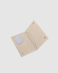 VENICE PASSPORT HOLDER SADDLE MALT_by_LOUENHIDE_women's_in_New Zealand_ VENICE PASSPORT HOLDER SADDLE MALT _