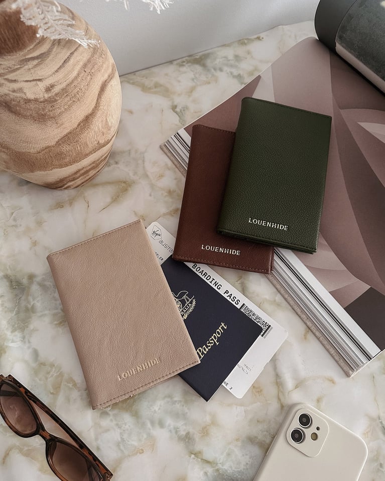 VENICE PASSPORT HOLDER SADDLE MALT_by_LOUENHIDE_women's_in_New Zealand_ VENICE PASSPORT HOLDER SADDLE MALT _