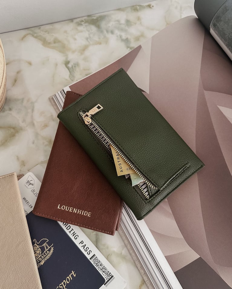 VENICE PASSPORT HOLDER SADDLE MALT_by_LOUENHIDE_women's_in_New Zealand_ VENICE PASSPORT HOLDER SADDLE MALT _