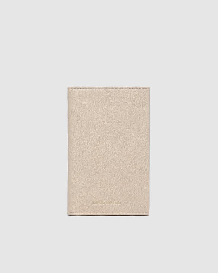 VENICE PASSPORT HOLDER SADDLE MALT_by_LOUENHIDE_women's_in_New Zealand_ VENICE PASSPORT HOLDER SADDLE MALT _