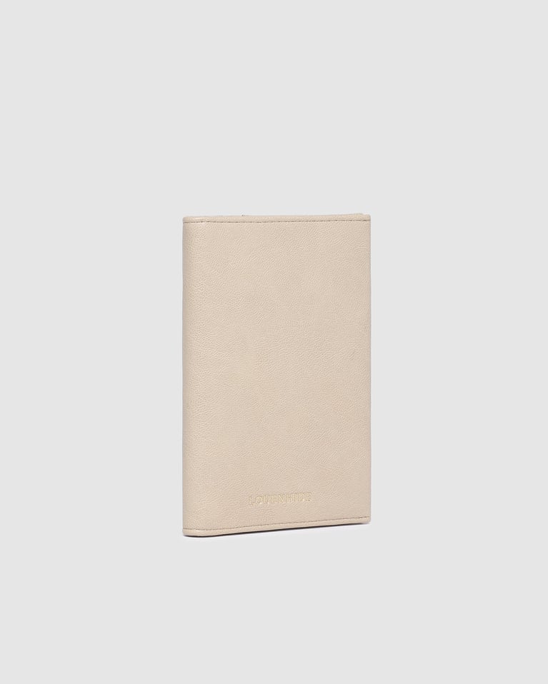 VENICE PASSPORT HOLDER SADDLE MALT_by_LOUENHIDE_women's_in_New Zealand_ VENICE PASSPORT HOLDER SADDLE MALT _