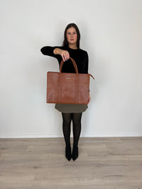 LOVEVOOK_DIXIE LAPTOP BAG TAN _ DIXIE LAPTOP BAG TAN _ Ebony Boutique NZ