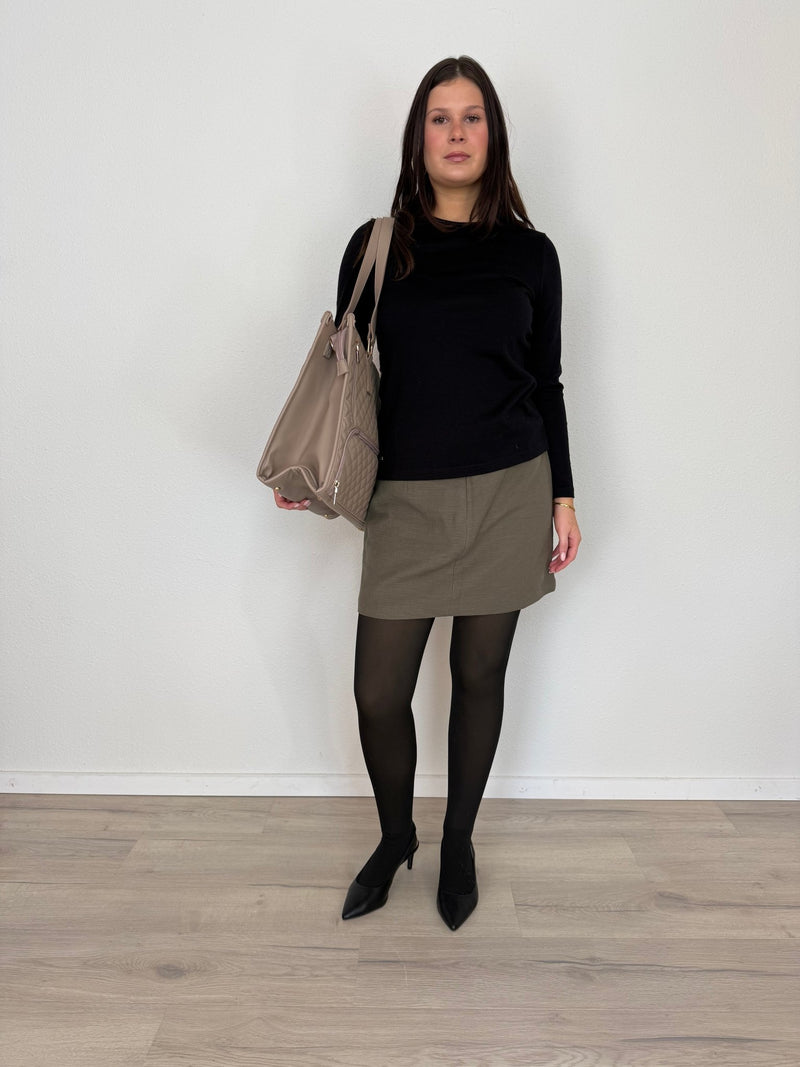 LOVEVOOK_MADDIE LAPTOP COOLER BAG QUILTED LATTE _ MADDIE LAPTOP COOLER BAG QUILTED LATTE _ Ebony Boutique NZ