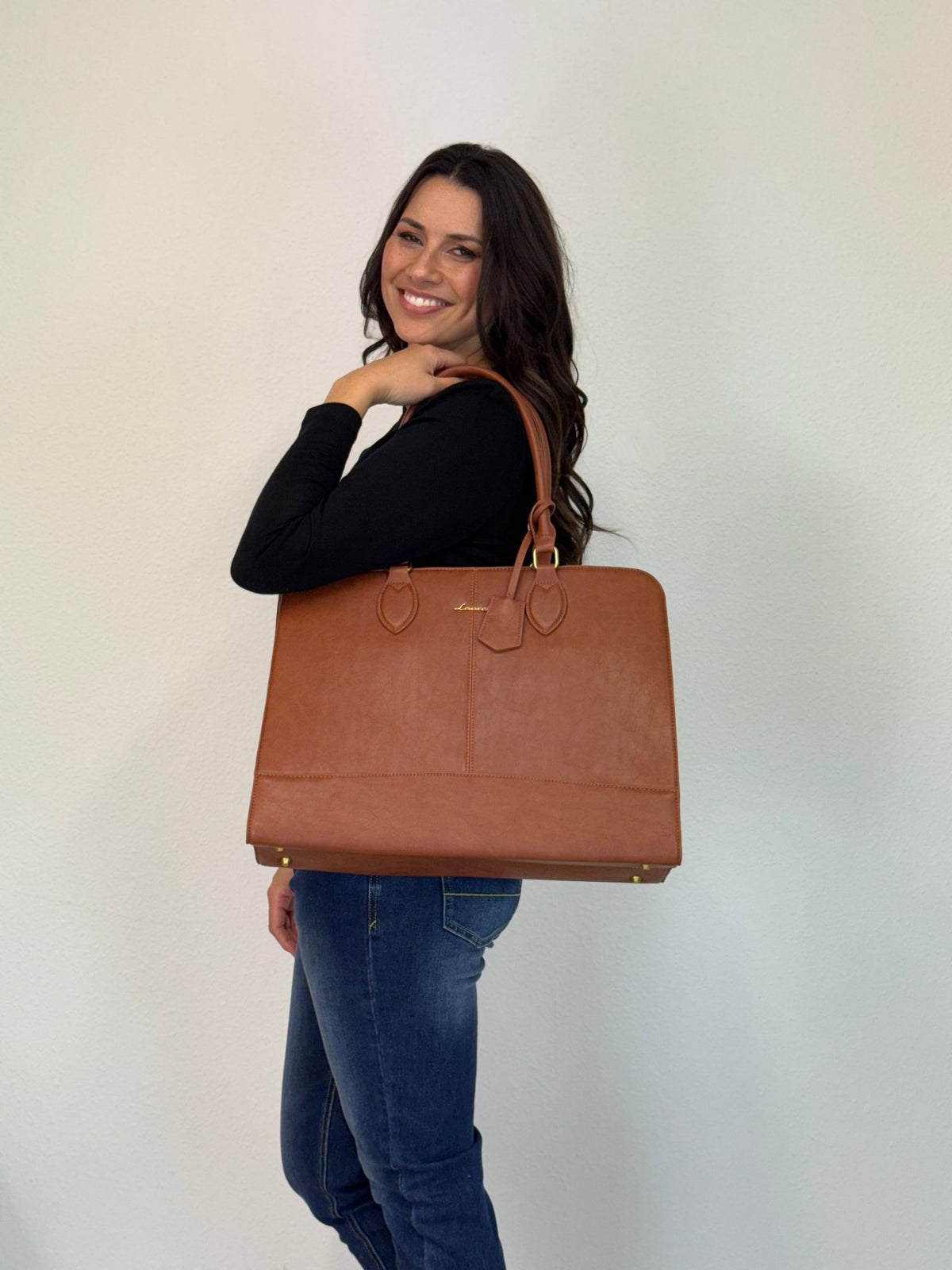 LOVEVOOK_METRO 15.6 INCH LAPTOP BAG TAN _ METRO 15.6 INCH LAPTOP BAG TAN _ Ebony Boutique NZ